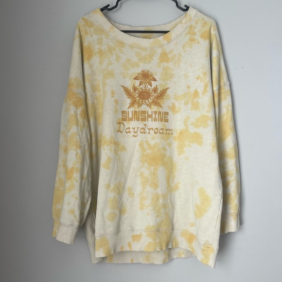 OVERSIZED ANTHROPOLOGIE CREWNECK!! - Picture 1 of 8